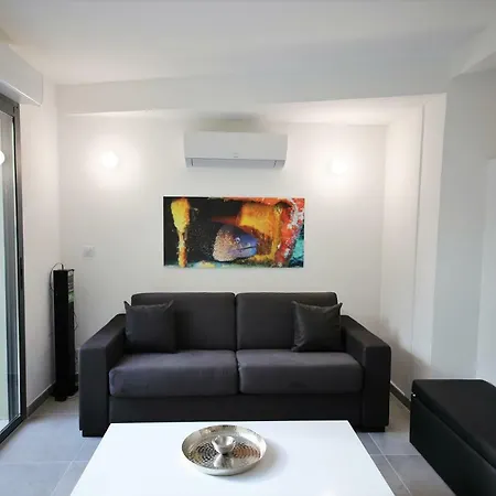 Apartment Atrium *